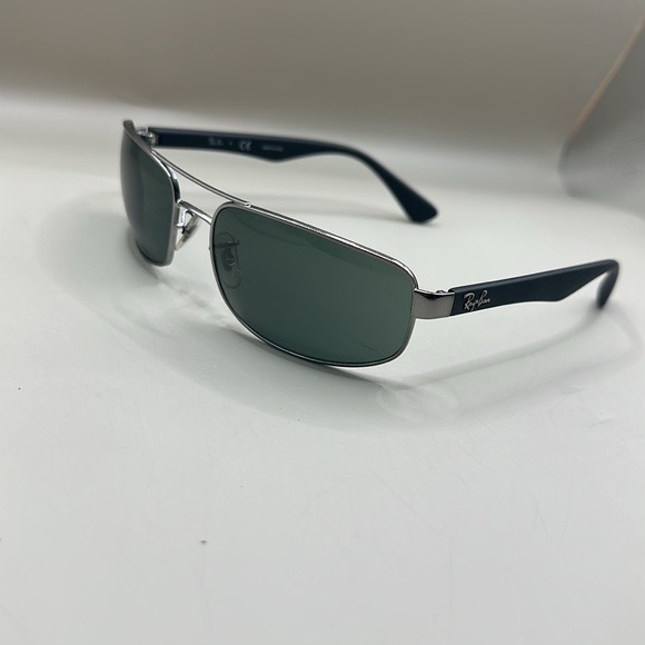Ray-Ban Other - Ray-Ban RB 3446 004 61•17 Men’s Sunglasses